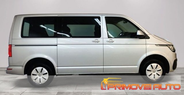 VOLKSWAGEN Caravelle usata 8