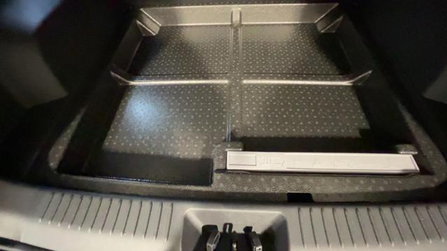 OMODA 5 usata, con USB