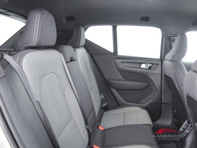 VOLVO XC40 usata 10