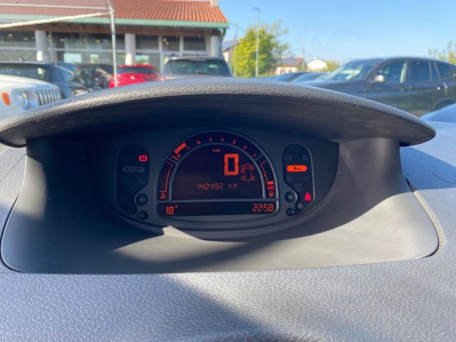 RENAULT Modus usata, con Chiusura centralizzata