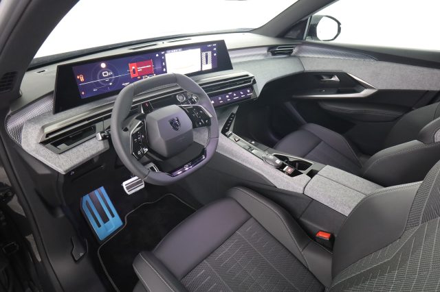 PEUGEOT 5008 usata 8