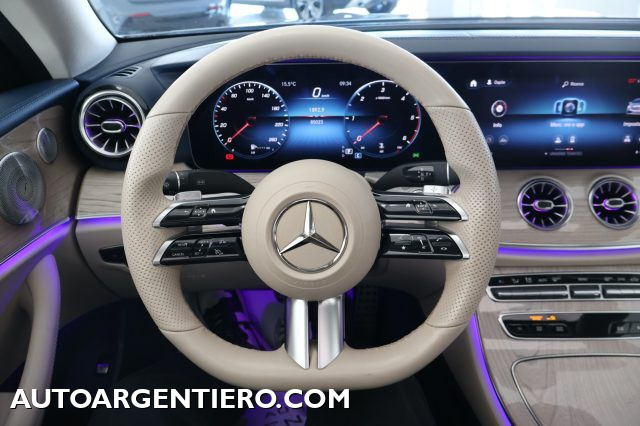 MERCEDES-BENZ E 220 usata, con Fari LED