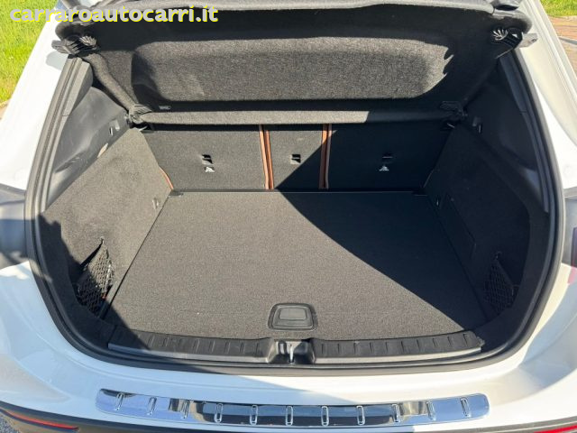 MERCEDES-BENZ GLA 200 usata, con Vetri oscurati