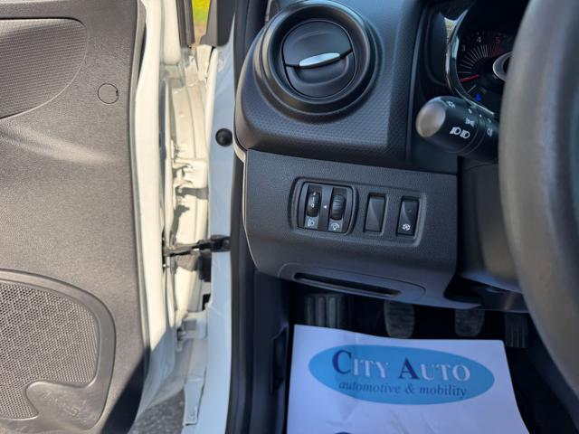 RENAULT Clio usata, con Controllo trazione