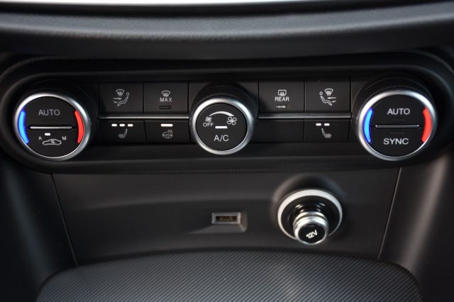 ALFA ROMEO Stelvio usata, con USB