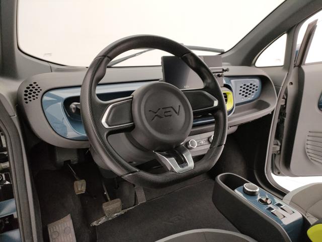 XEV Yoyo usata, con Tetto panorama