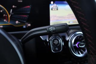 MERCEDES-BENZ A 35 AMG usata, con Sensori di parcheggio posteriori