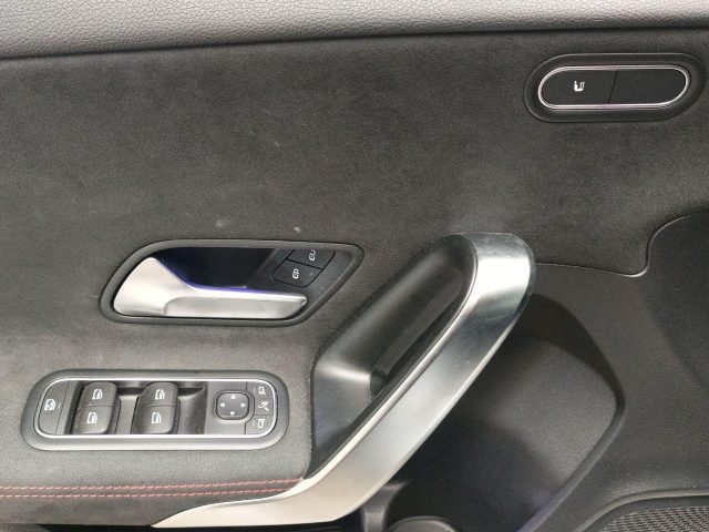 MERCEDES-BENZ A 180 usata, con ESP