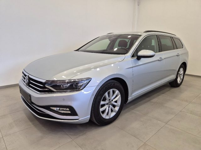VOLKSWAGEN Passat Variant usata, con ABS