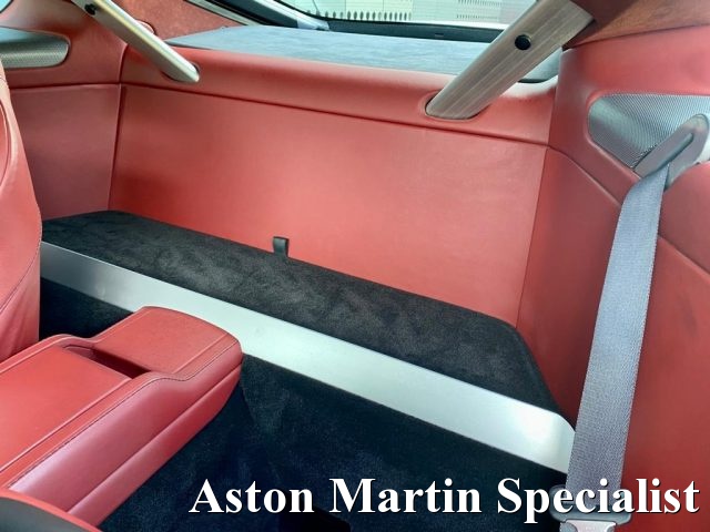 ASTON MARTIN Vantage usata, con Sensori di parcheggio posteriori