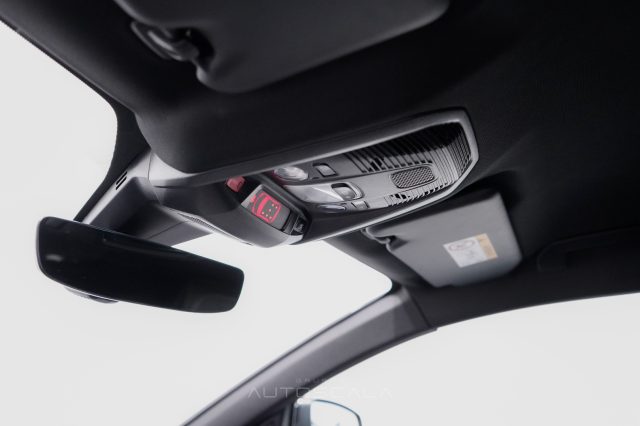 PEUGEOT 5008 usata, con Controllo elettronico della corsia