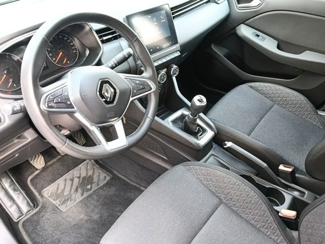 RENAULT Clio usata, con USB