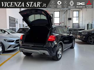 MERCEDES-BENZ GLA 200 usata, con Fari Xenon