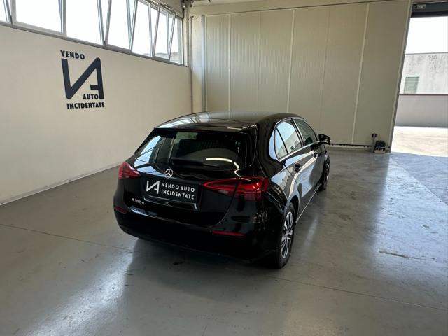 MERCEDES-BENZ A 180 usata, con Chiusura centralizzata