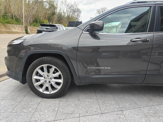 JEEP Cherokee usata, con Cronologia tagliandi