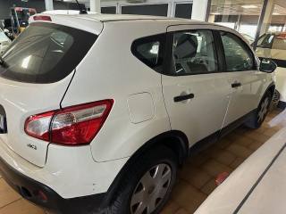 NISSAN Qashqai usata, con Telecamera per parcheggio assistito