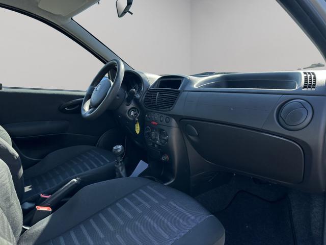FIAT Punto usata 14