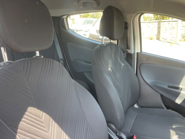 LANCIA Ypsilon usata 15