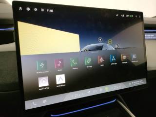 LOTUS Emeya usata, con Autoradio digitale