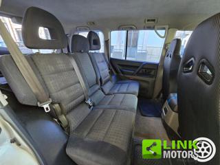 MITSUBISHI Pajero usata 17