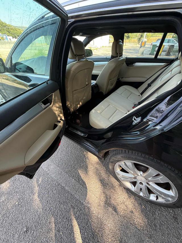 MERCEDES-BENZ C 220 usata, con Controllo trazione