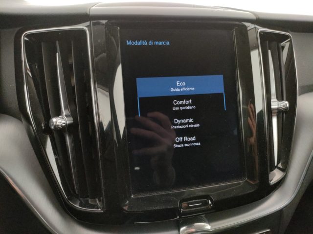 VOLVO XC60 usata, con Bluetooth
