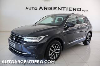 VOLKSWAGEN Tiguan 2.0 TDI 150 CV SCR DSG Life luci ambient led