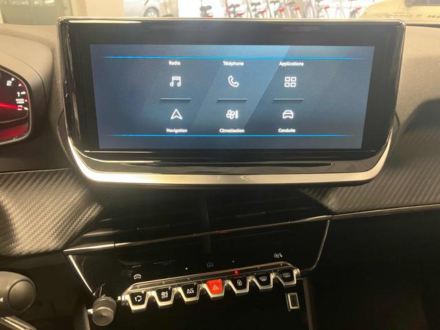 PEUGEOT 2008 usata, con Autoradio