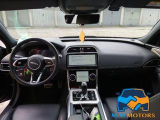 JAGUAR XE usata, con Controllo trazione
