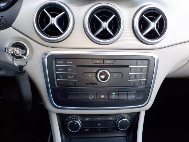 MERCEDES-BENZ CLA 180 usata 49