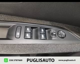 PEUGEOT 5008 usata, con Sedile posteriore sdoppiato