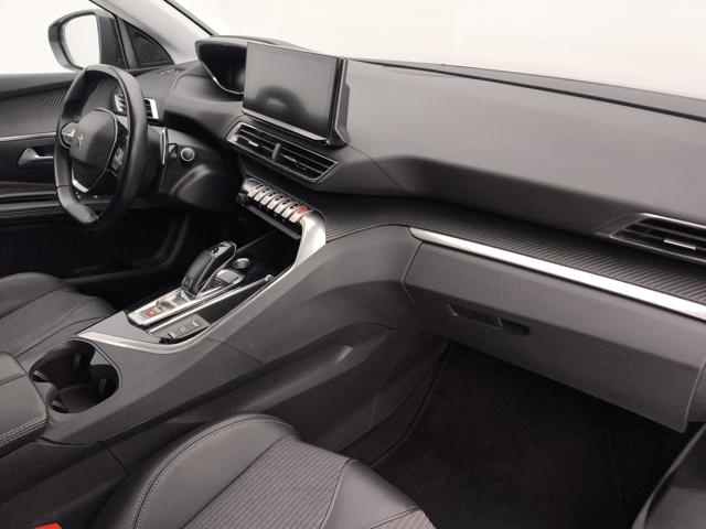 PEUGEOT 3008 usata, con Autoradio digitale