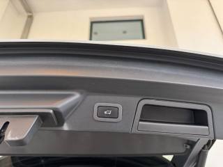 LAND ROVER Range Rover Velar usata, con Portapacchi