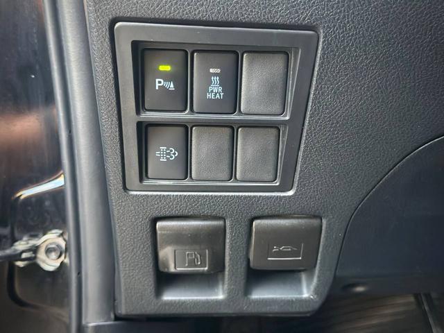 TOYOTA Hilux usata, con Controllo vocale