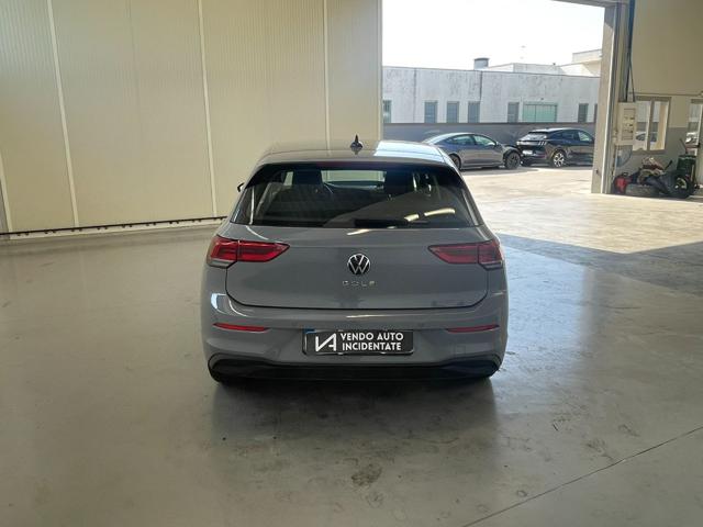 VOLKSWAGEN Golf usata, con Autoradio