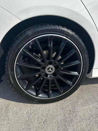 MERCEDES-BENZ CLA 180 usata, con Boardcomputer