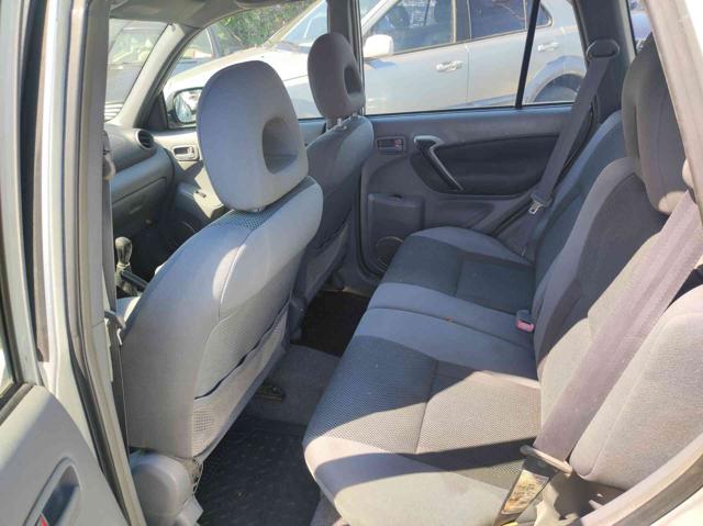 TOYOTA RAV 4 usata, con Cerchi in lega