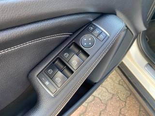 MERCEDES-BENZ GLA 200 usata 19