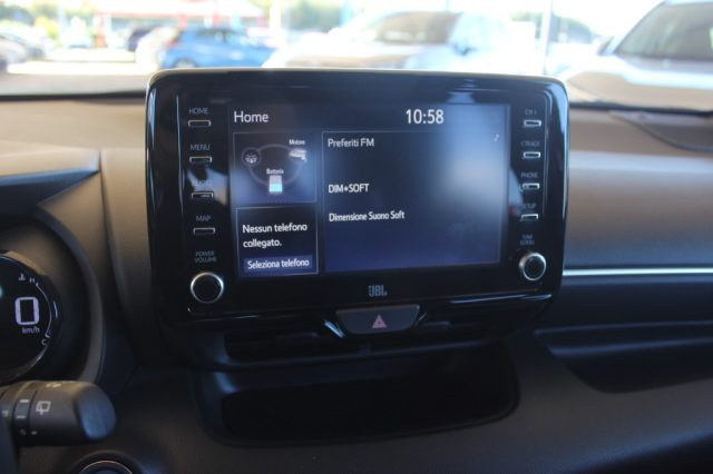 TOYOTA Yaris usata, con Bluetooth