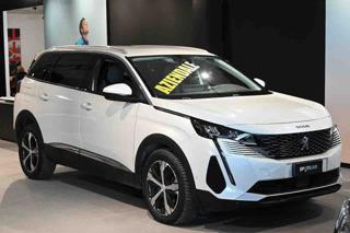 PEUGEOT 5008 usata, con Airbag