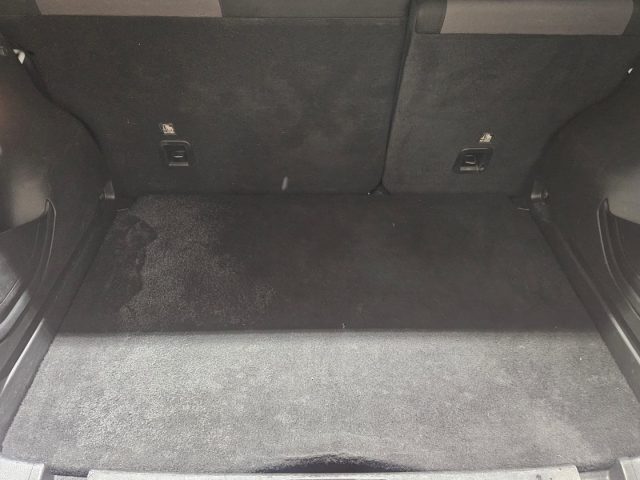 JEEP Renegade usata, con USB