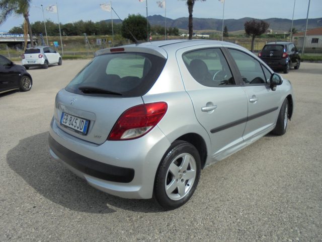PEUGEOT 207 usata, con Alzacristalli elettrici