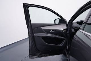 PEUGEOT 5008 usata, con Climatizzatore