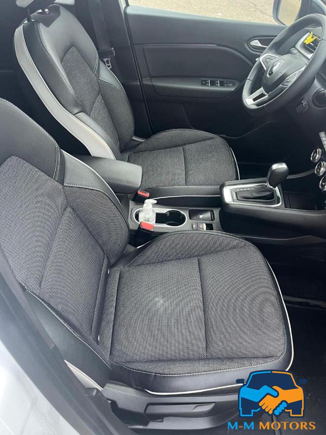 RENAULT Captur usata, con Telecamera per parcheggio assistito