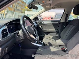 VOLKSWAGEN T-Roc usata, con Autoradio