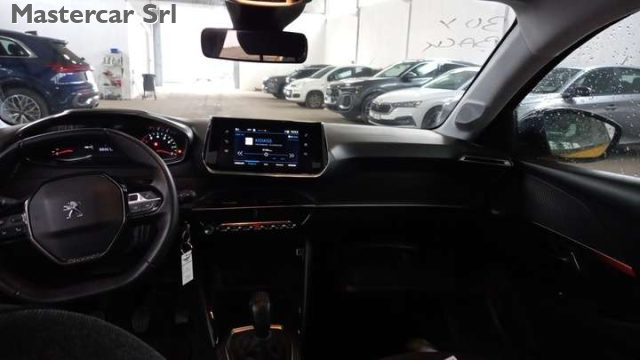 PEUGEOT 208 usata, con Autoradio
