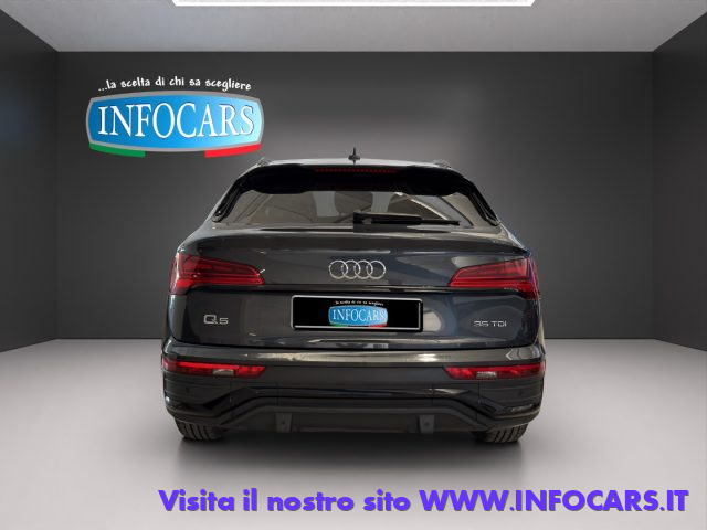 AUDI Q5 usata, con USB