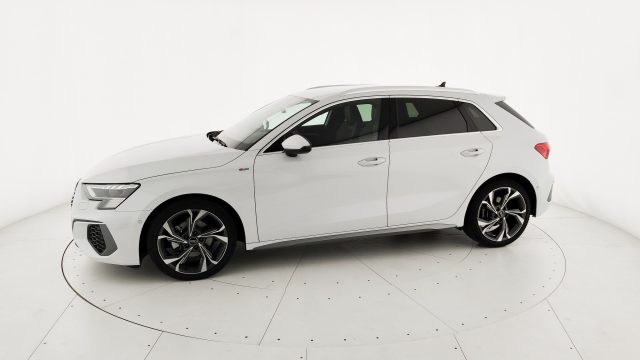 AUDI A3 usata, con Volante multifunzione