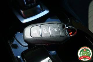 PEUGEOT 2008 usata, con Controllo elettronico della corsia