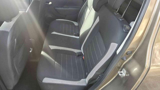 DACIA Sandero usata, con Autoradio